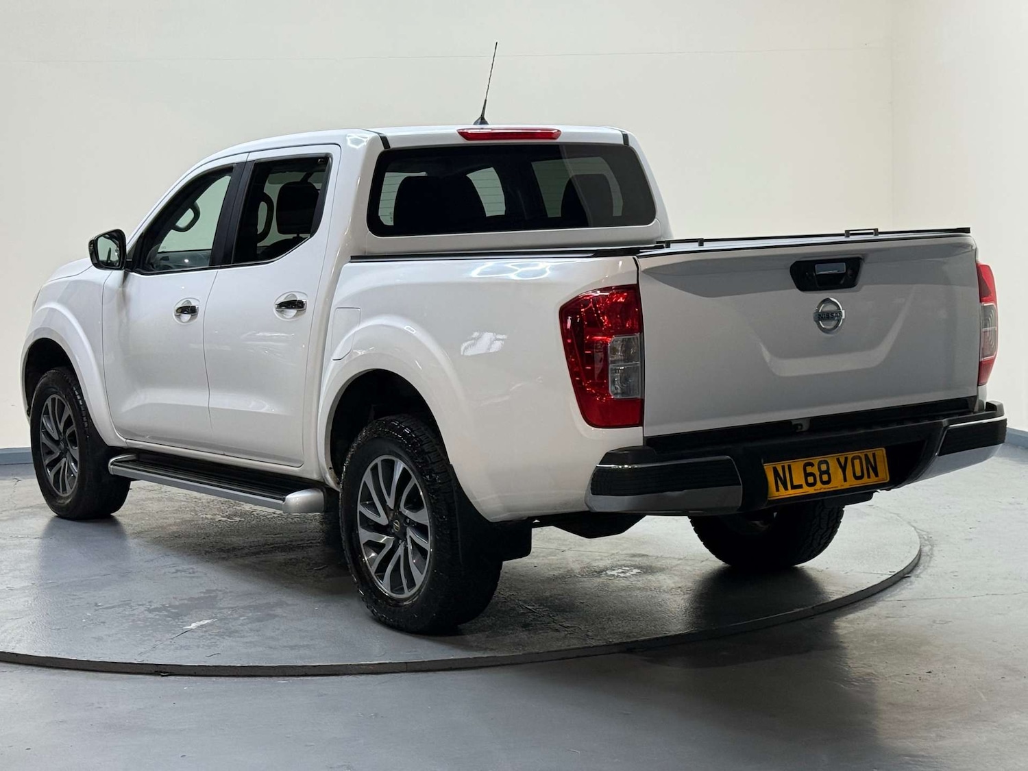 Used Nissan Navara 2018 for sale - 77276682: Photo 48