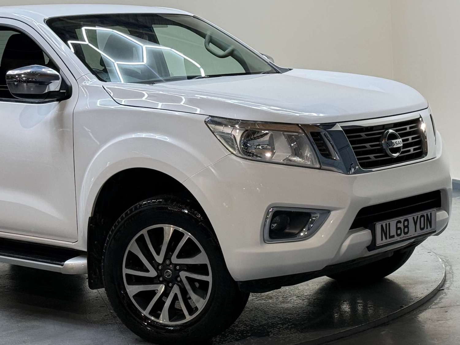 Used Nissan Navara 2018 for sale - 77276682: Photo 54