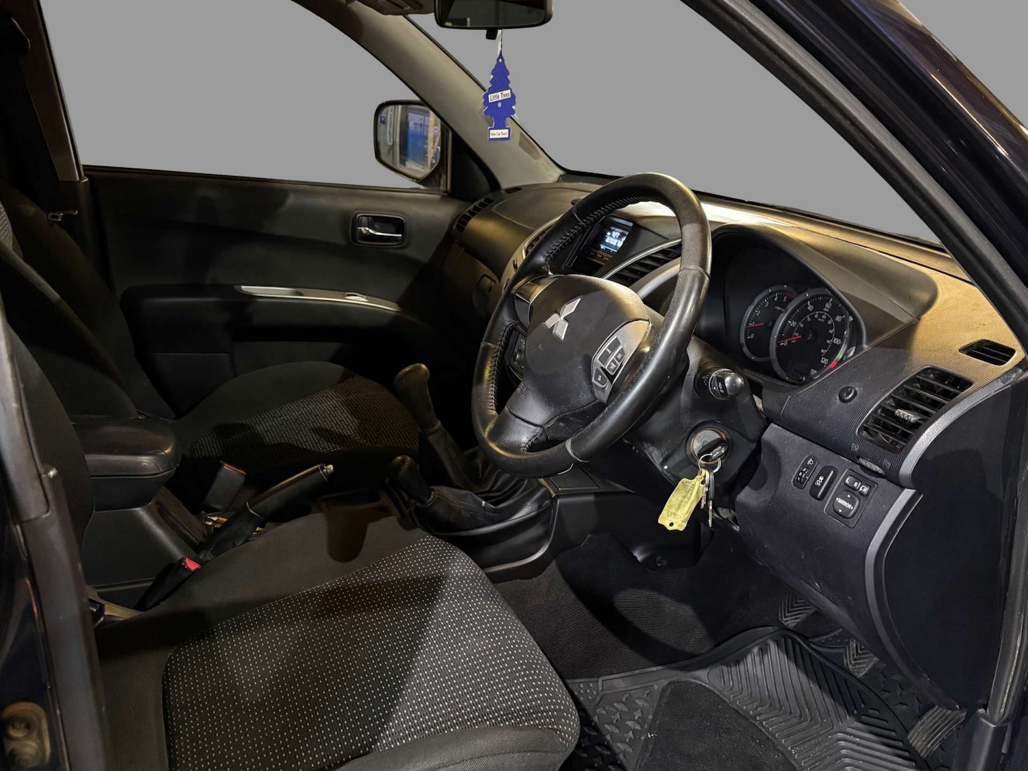 Used Mitsubishi L200 2014 for sale - 77088691: Photo 5