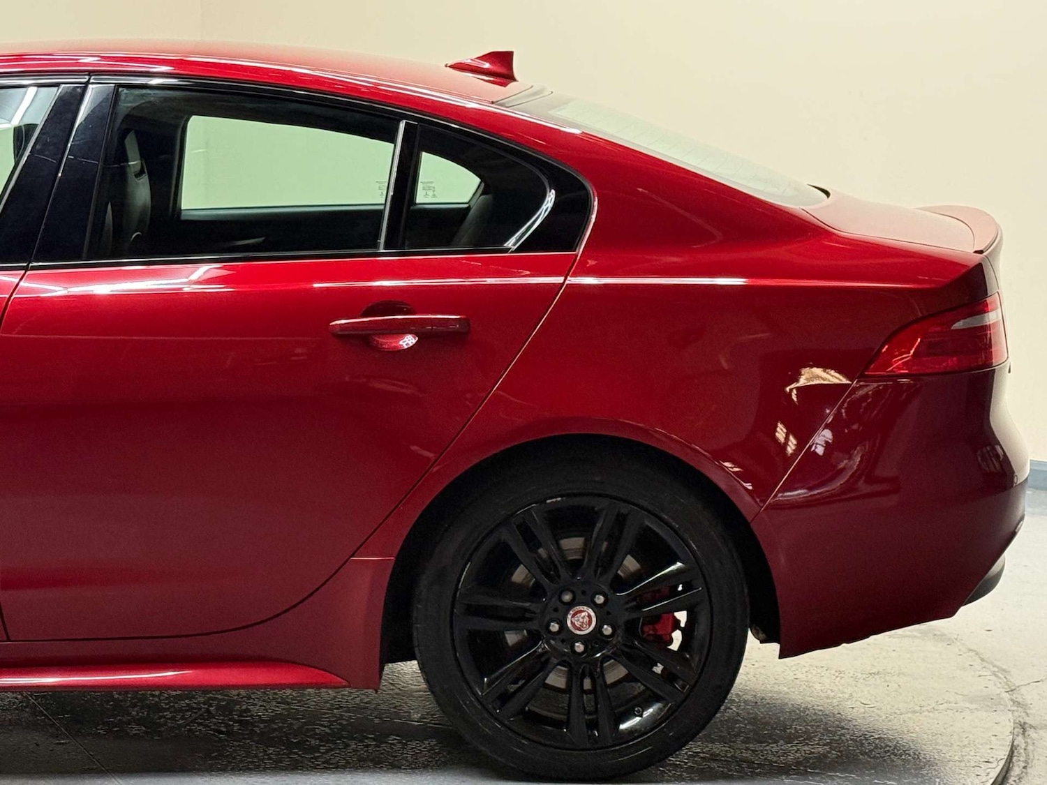 Used Jaguar XE 2016 for sale - 76650422: Photo 47