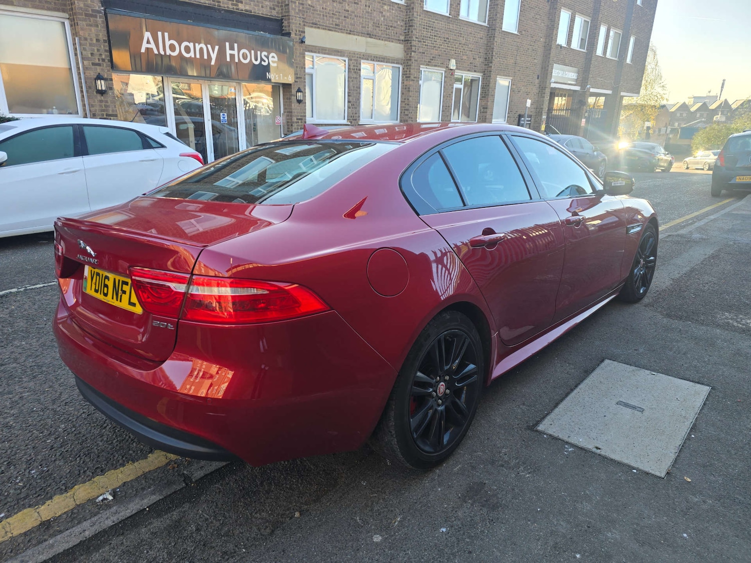 Used Jaguar XE 2016 for sale - 76650422: Photo 5
