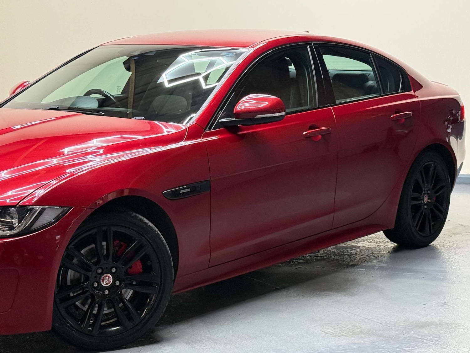 Used Jaguar XE 2016 for sale - 76650422: Photo 53