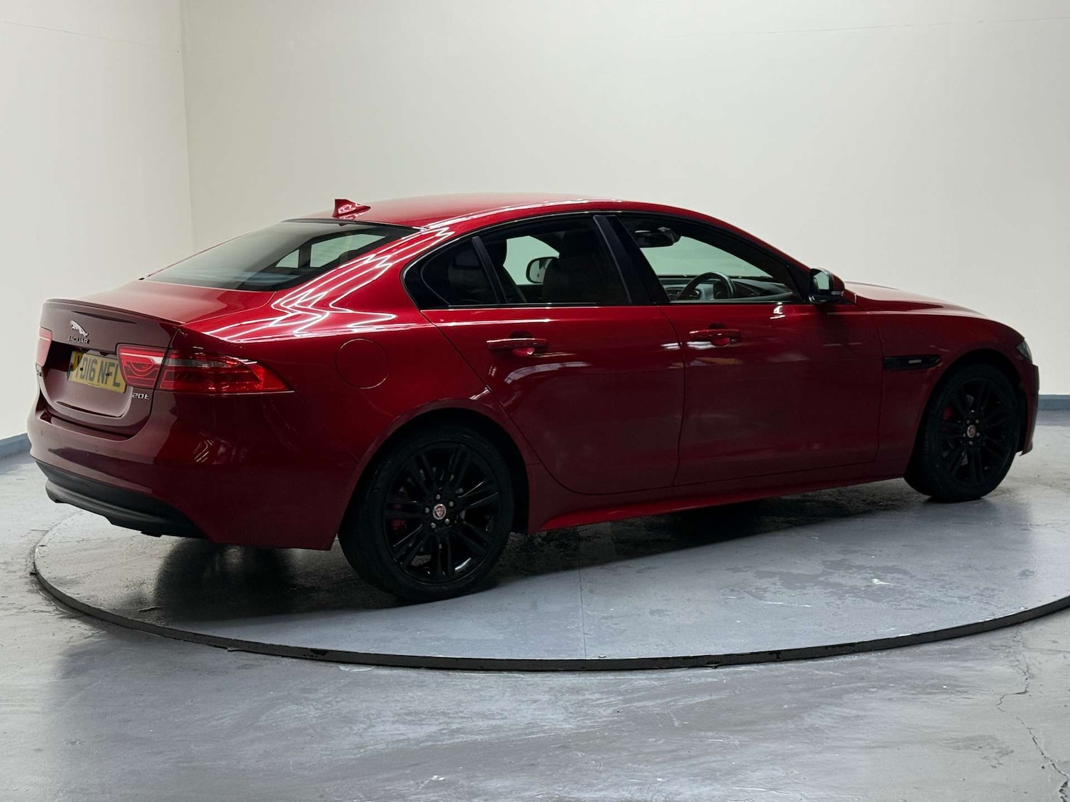 Used Jaguar XE 2016 for sale - 76650422: Photo 55