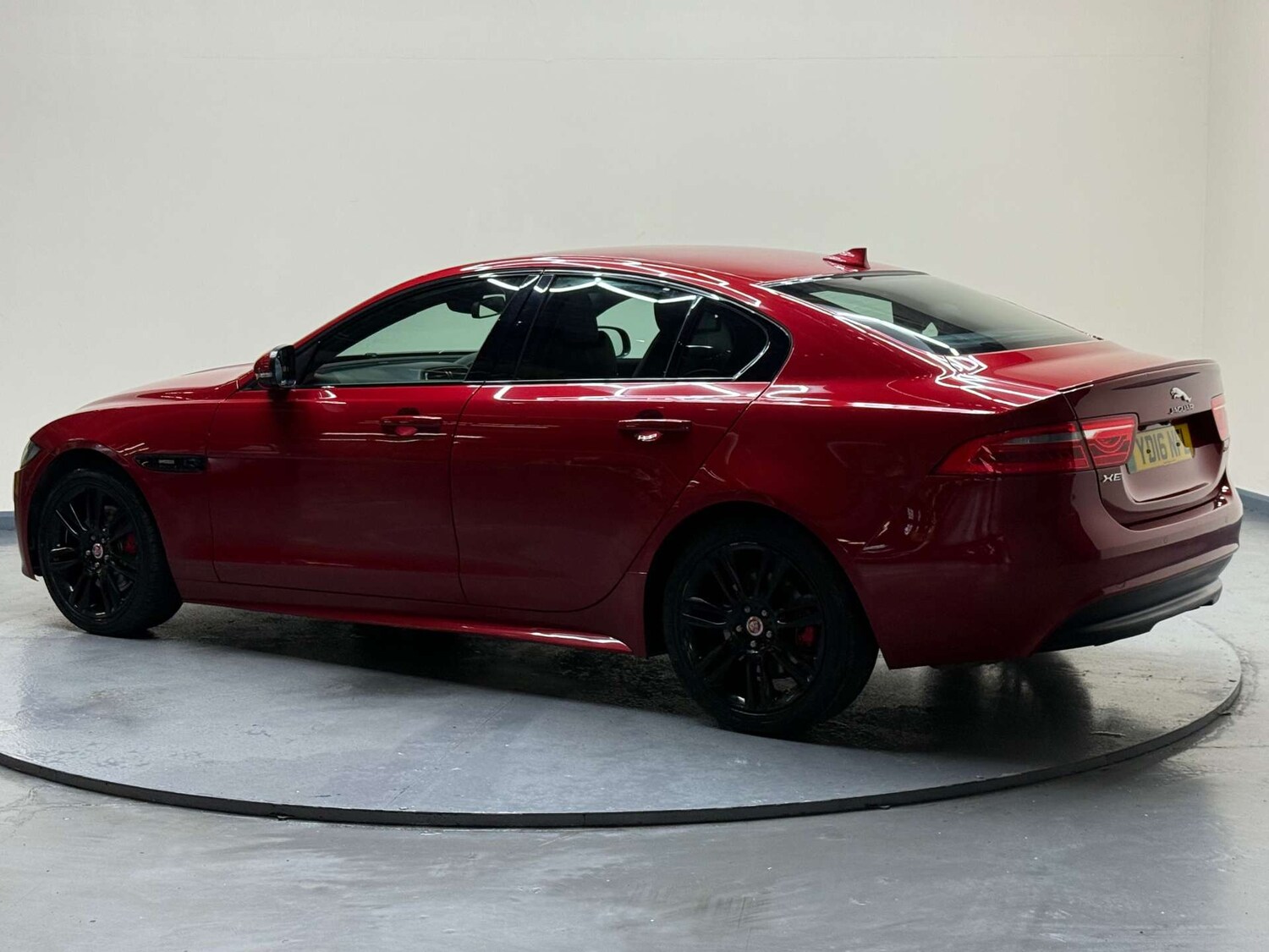 Used Jaguar XE 2016 for sale - 76650422: Photo 56