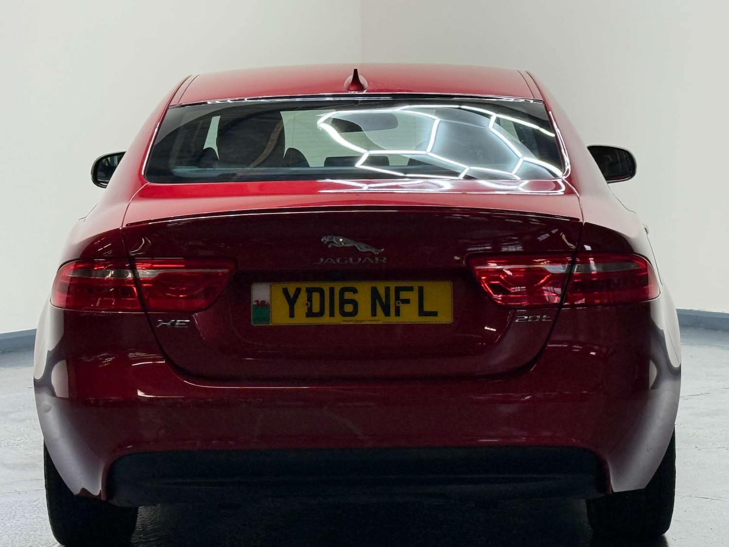 Used Jaguar XE 2016 for sale - 76650422: Photo 59