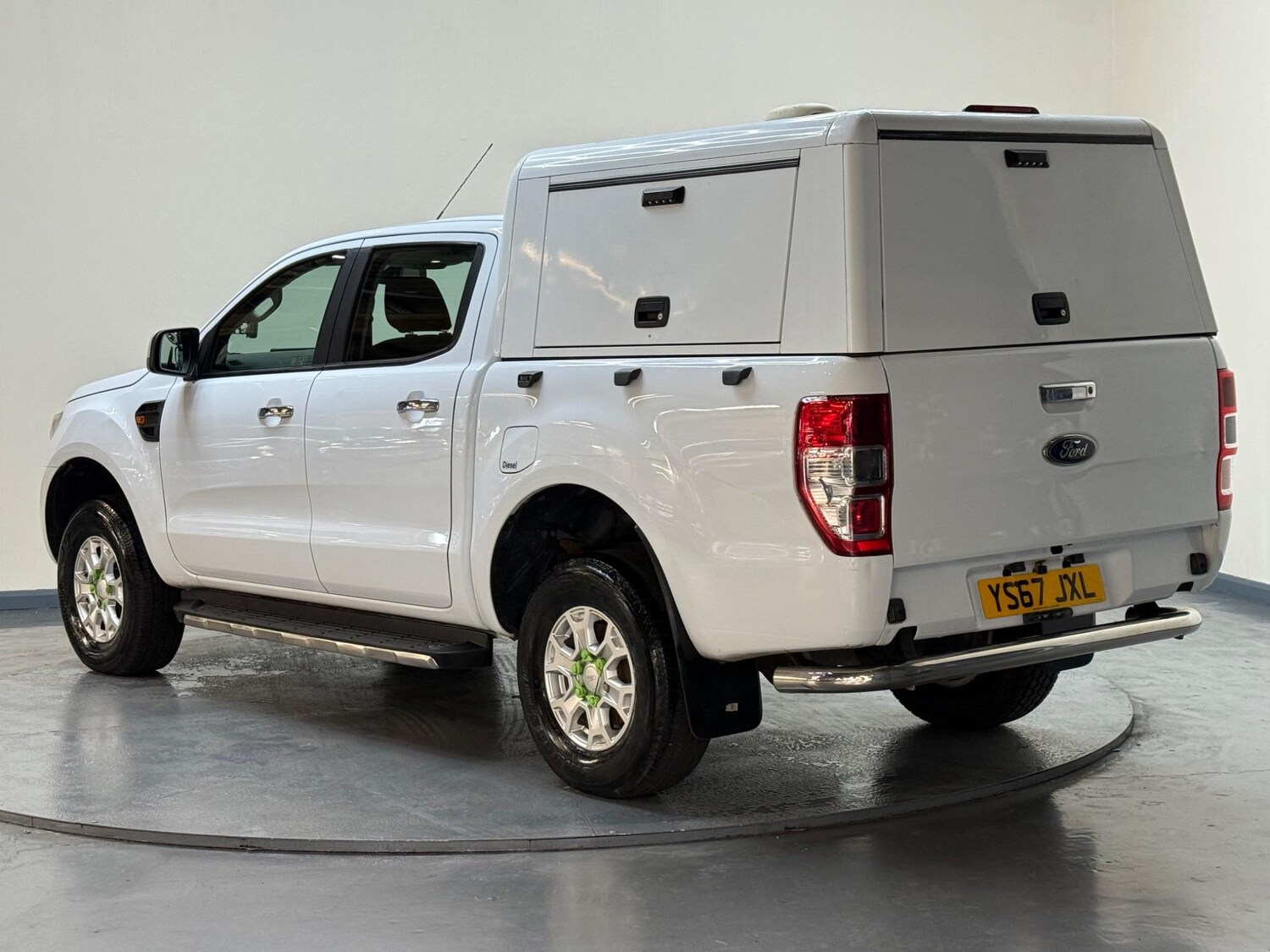 Vehicle 29