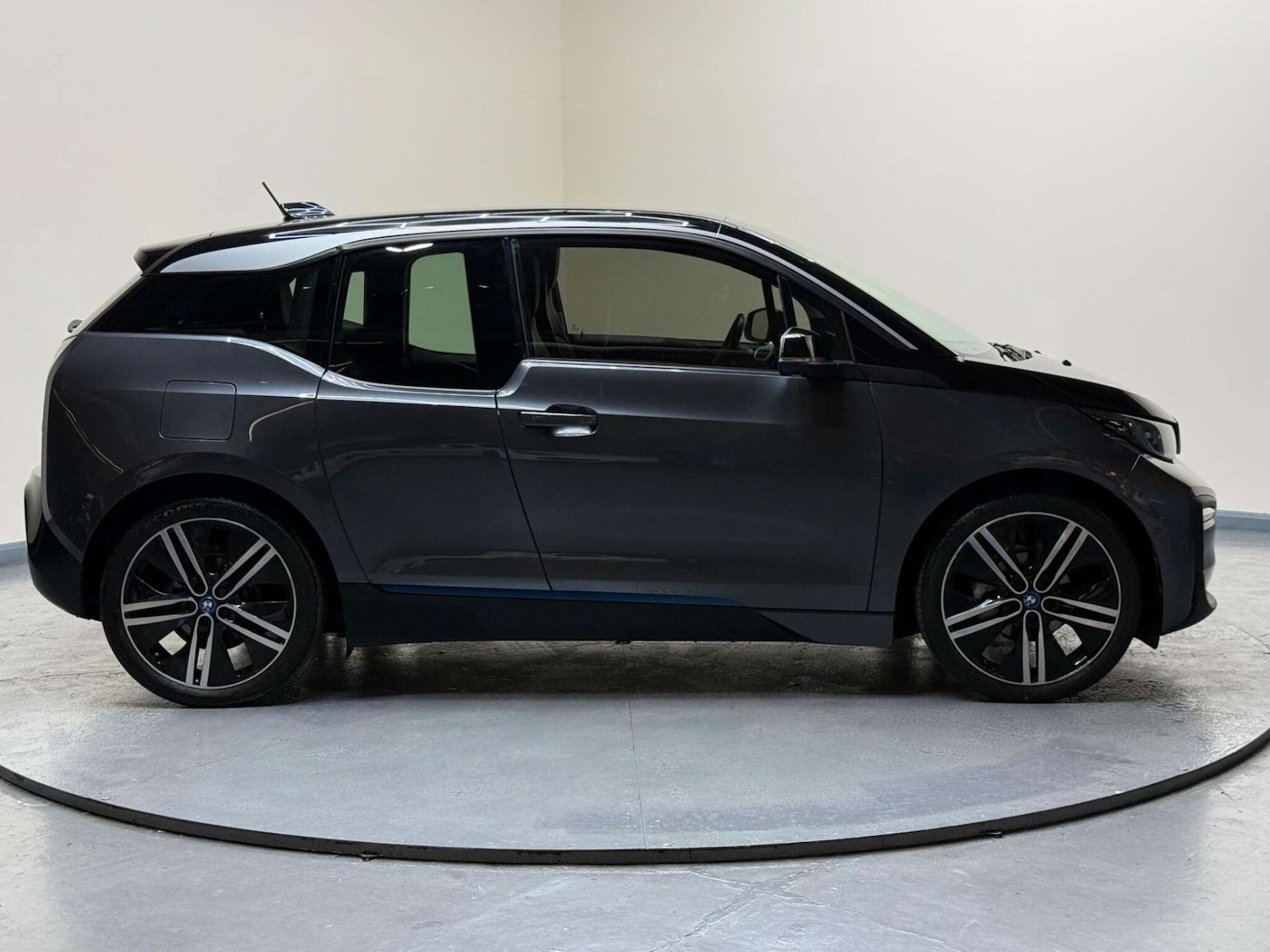 Used BMW i3 2020 for sale - 76180986: Photo 14