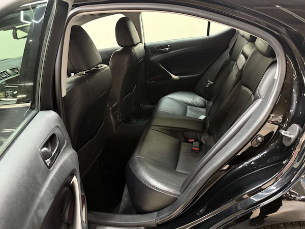 Used Lexus IS 2005 for sale - 76181044: Photo 36
