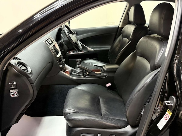 Used Lexus IS 2005 for sale - 76181044: Photo 4