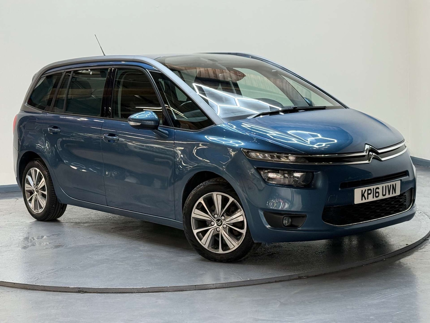 Used Citroen C4 Grand Picasso 2016 for sale - 76601103: Photo 1