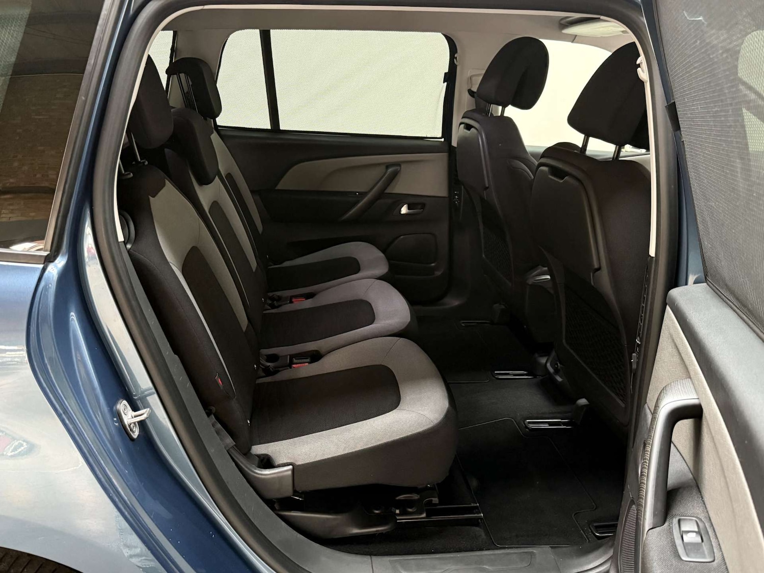 Used Citroen C4 Grand Picasso 2016 for sale - 76601103: Photo 25