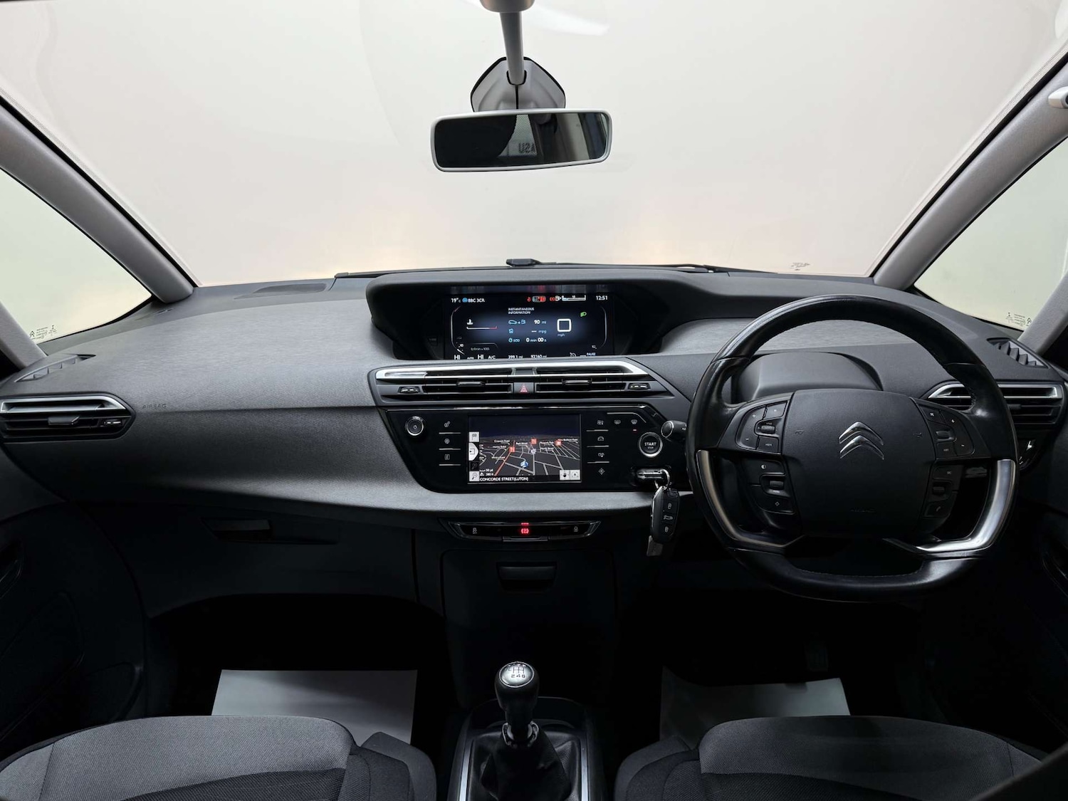 Used Citroen C4 Grand Picasso 2016 for sale - 76601103: Photo 3