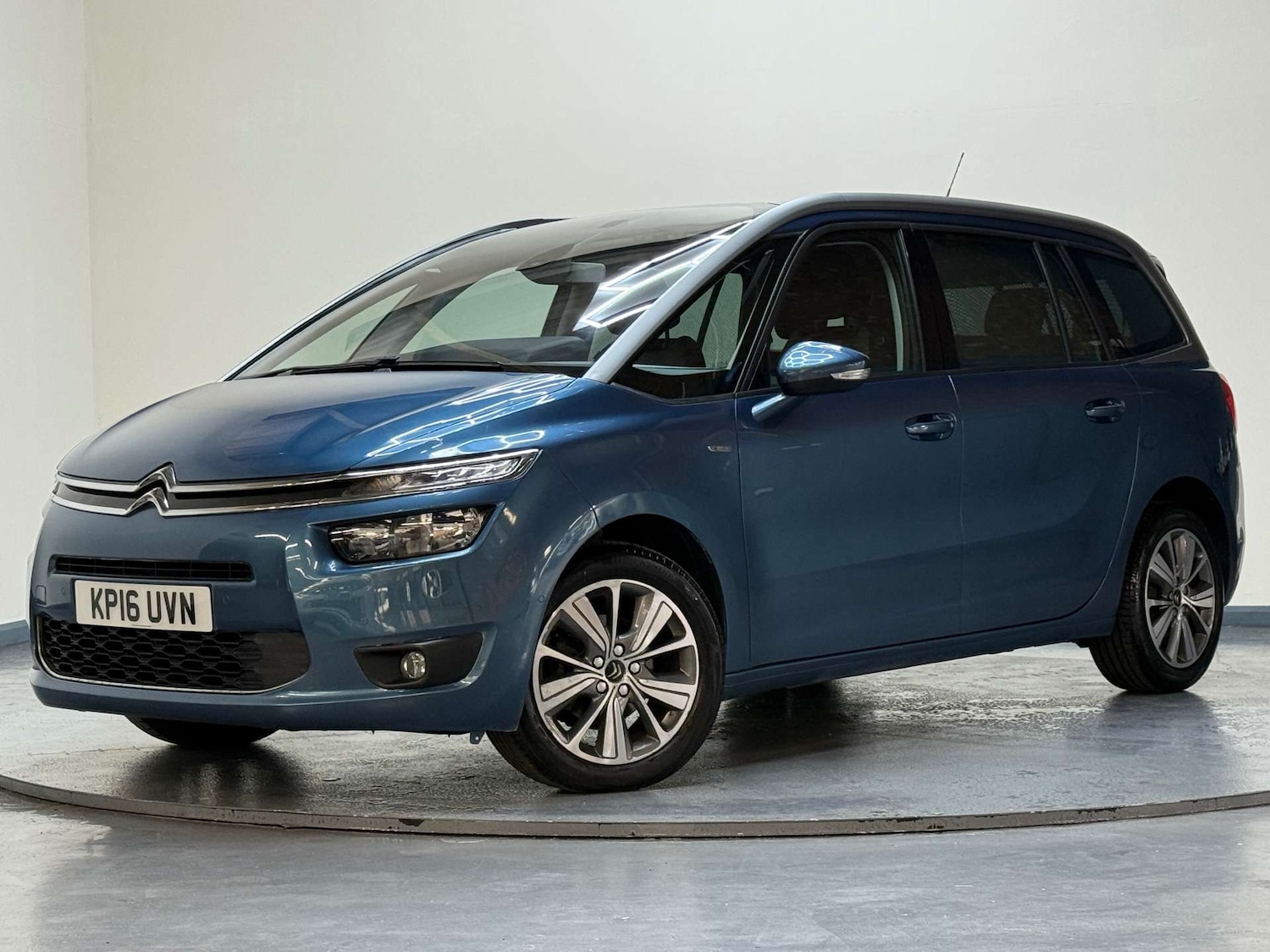 Used Citroen C4 Grand Picasso 2016 for sale - 76601103: Photo 40