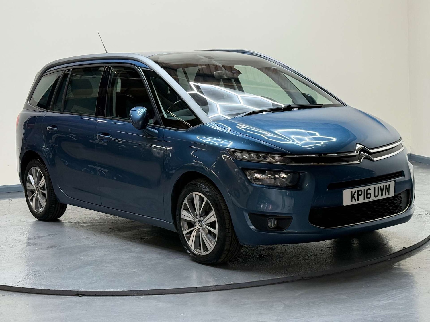 Used Citroen C4 Grand Picasso 2016 for sale - 76601103: Photo 44