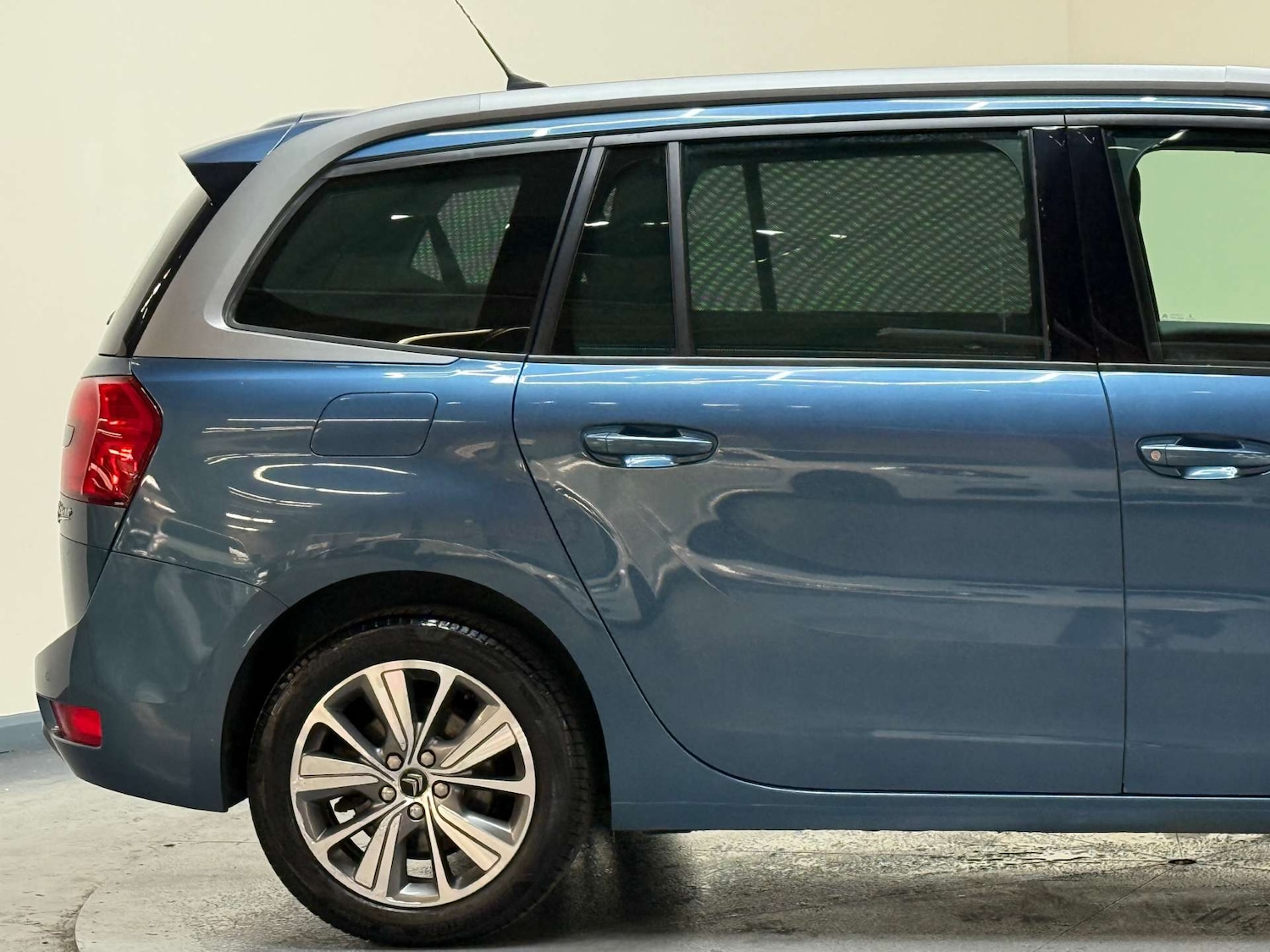 Used Citroen C4 Grand Picasso 2016 for sale - 76601103: Photo 46