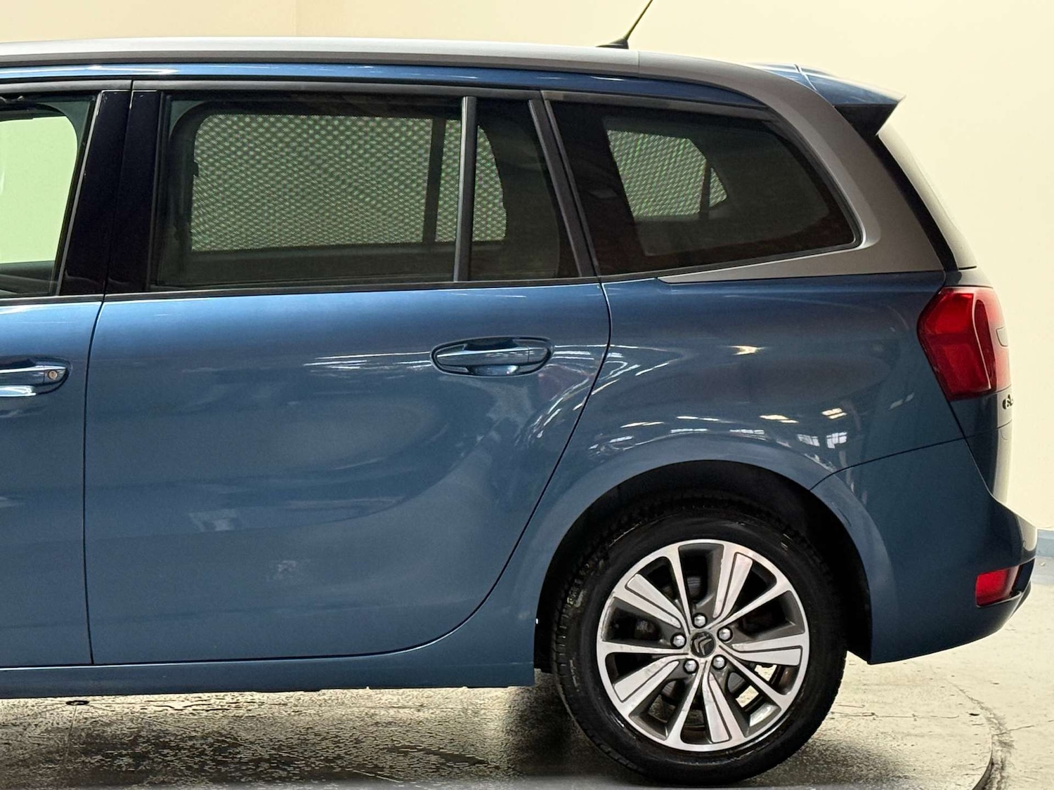 Used Citroen C4 Grand Picasso 2016 for sale - 76601103: Photo 51