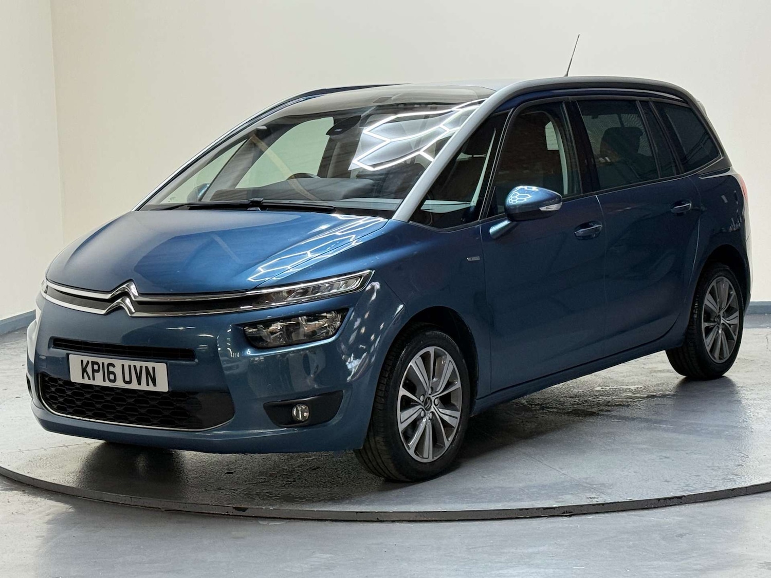 Used Citroen C4 Grand Picasso 2016 for sale - 76601103: Photo 52