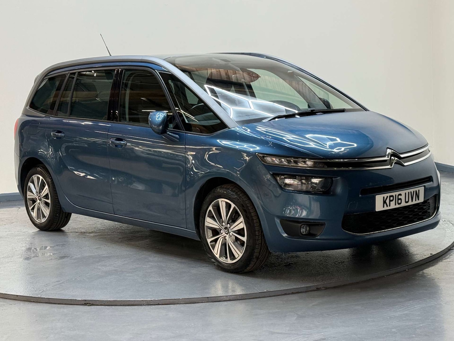 Used Citroen C4 Grand Picasso 2016 for sale - 76601103: Photo 59