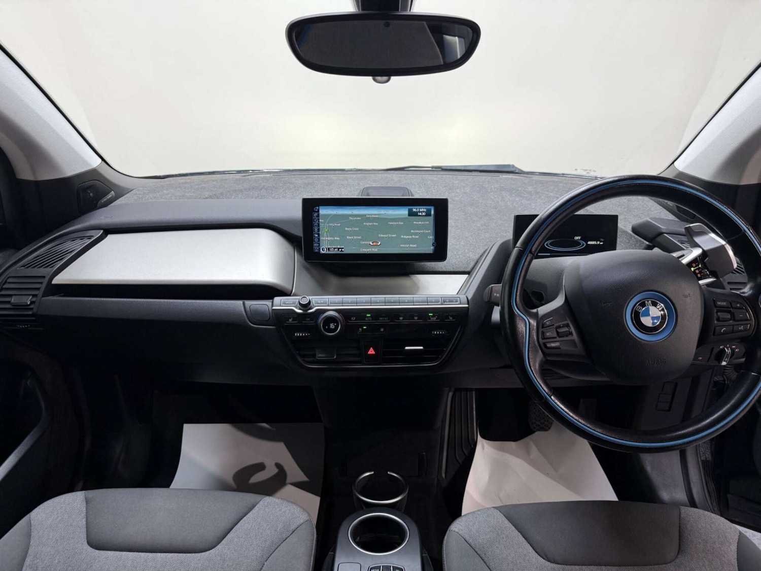 Used BMW i3 2017 for sale - 76180991: Photo 39