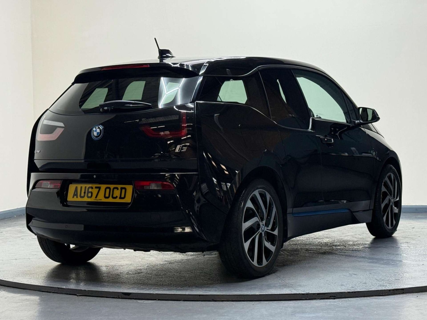 Used BMW i3 2017 for sale - 76180991: Photo 44