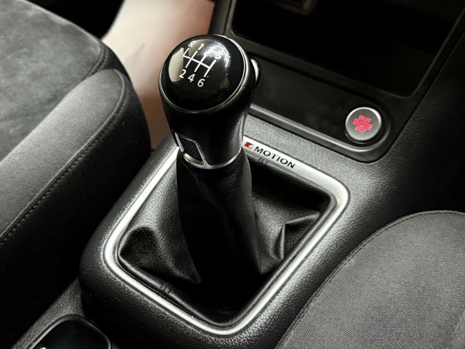 Used Volkswagen Tiguan 2015 for sale - 76363607: Photo 24