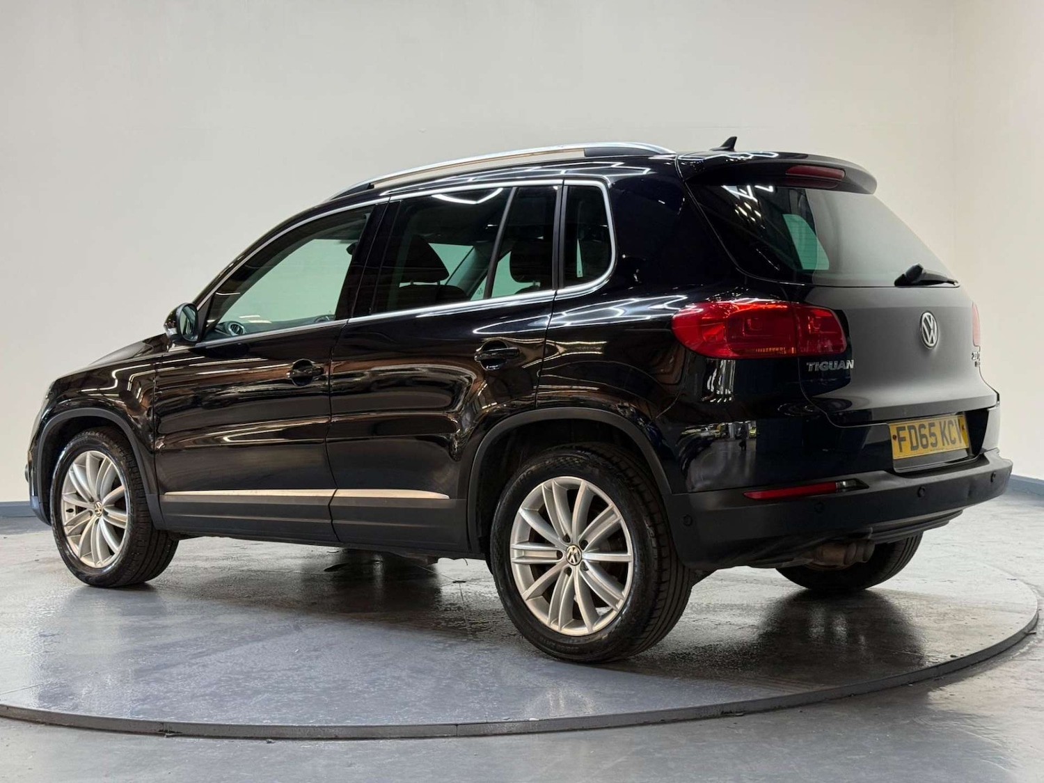 Used Volkswagen Tiguan 2015 for sale - 76363607: Photo 29