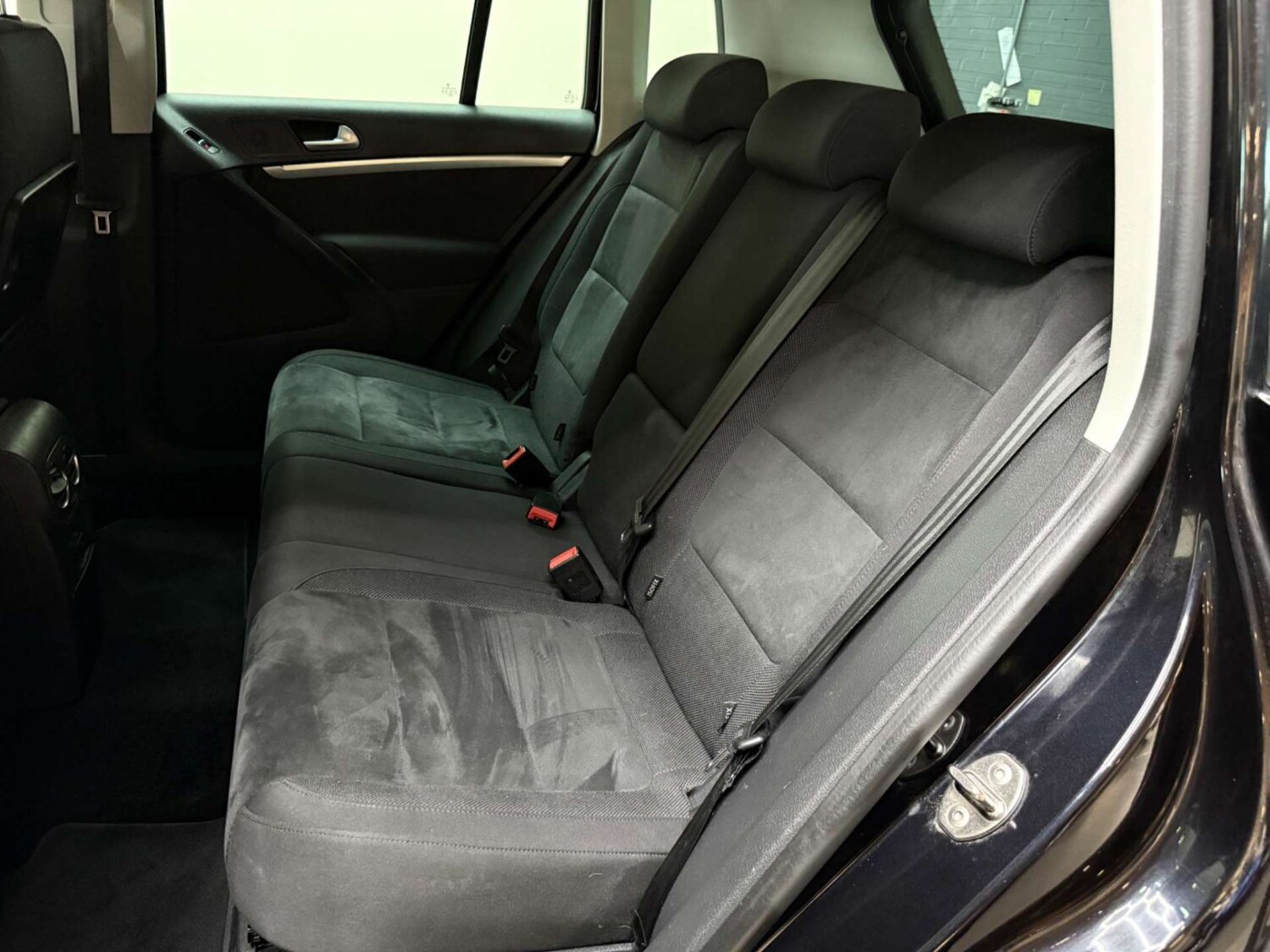 Used Volkswagen Tiguan 2015 for sale - 76363607: Photo 34