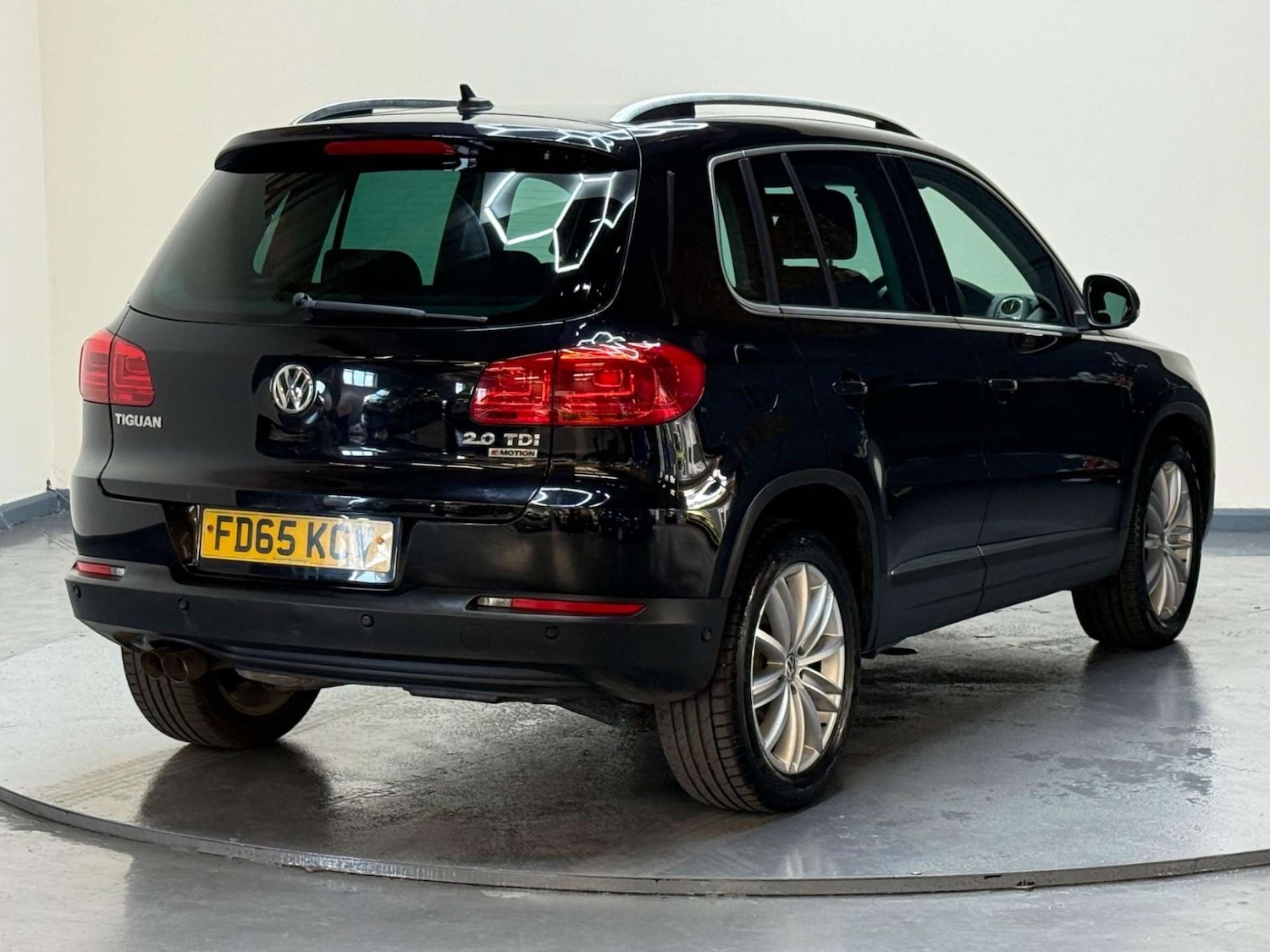 Used Volkswagen Tiguan 2015 for sale - 76363607: Photo 38