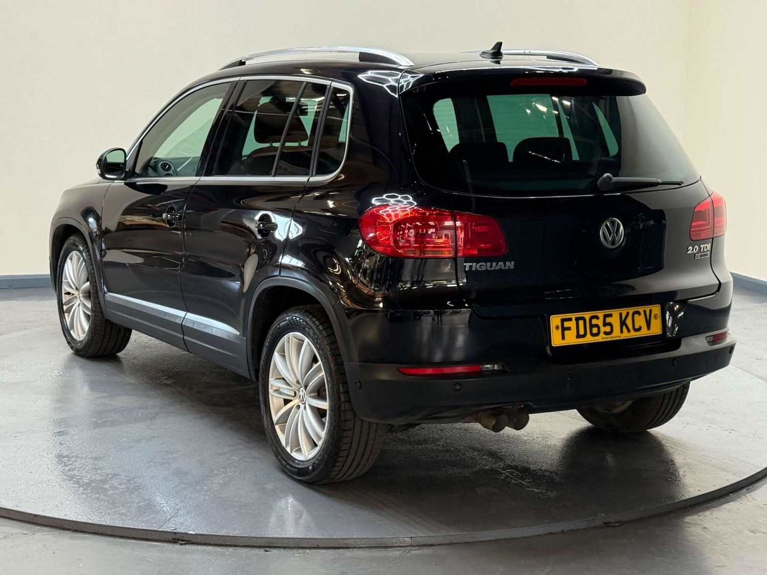 Used Volkswagen Tiguan 2015 for sale - 76363607: Photo 39