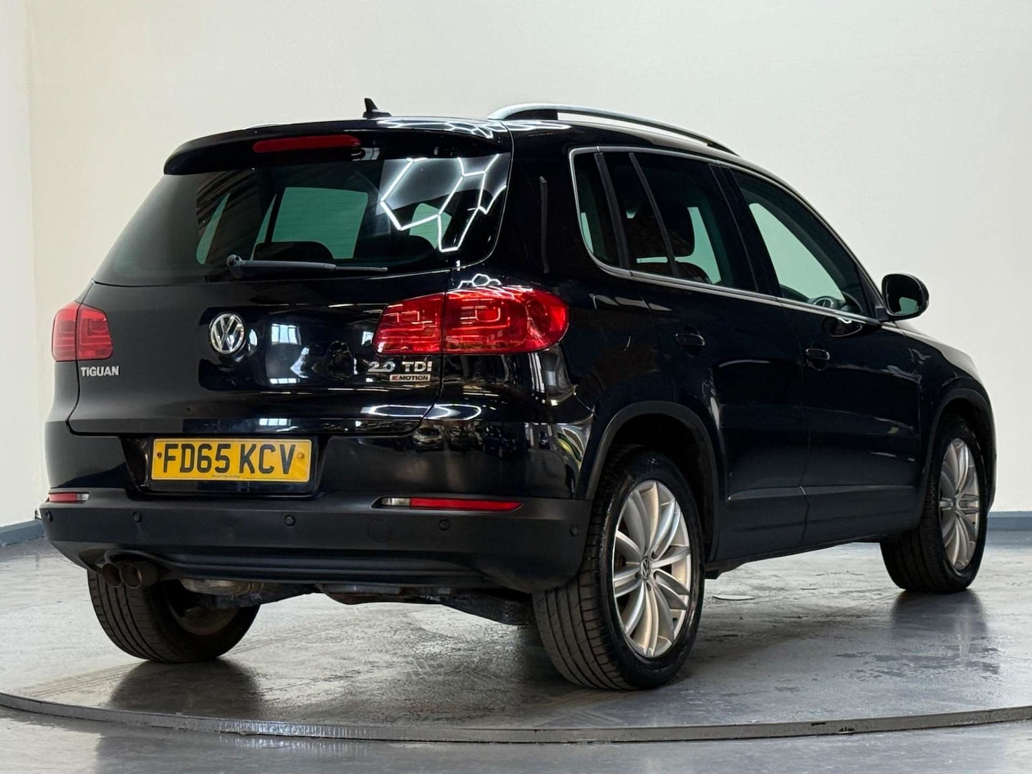 Used Volkswagen Tiguan 2015 for sale - 76363607: Photo 44