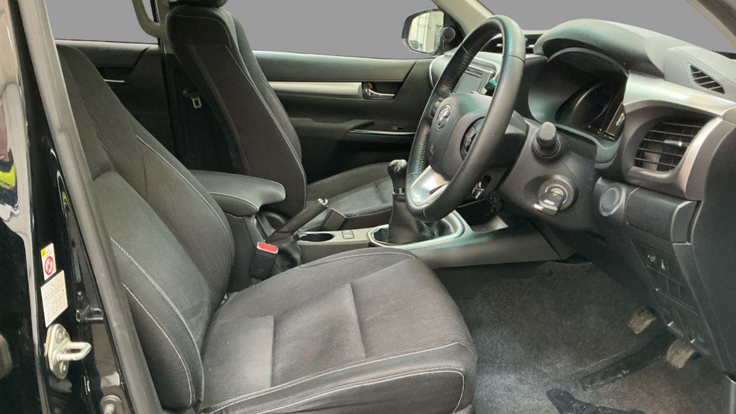 Used Toyota Hilux 2018 for sale - 78026404: Photo 4