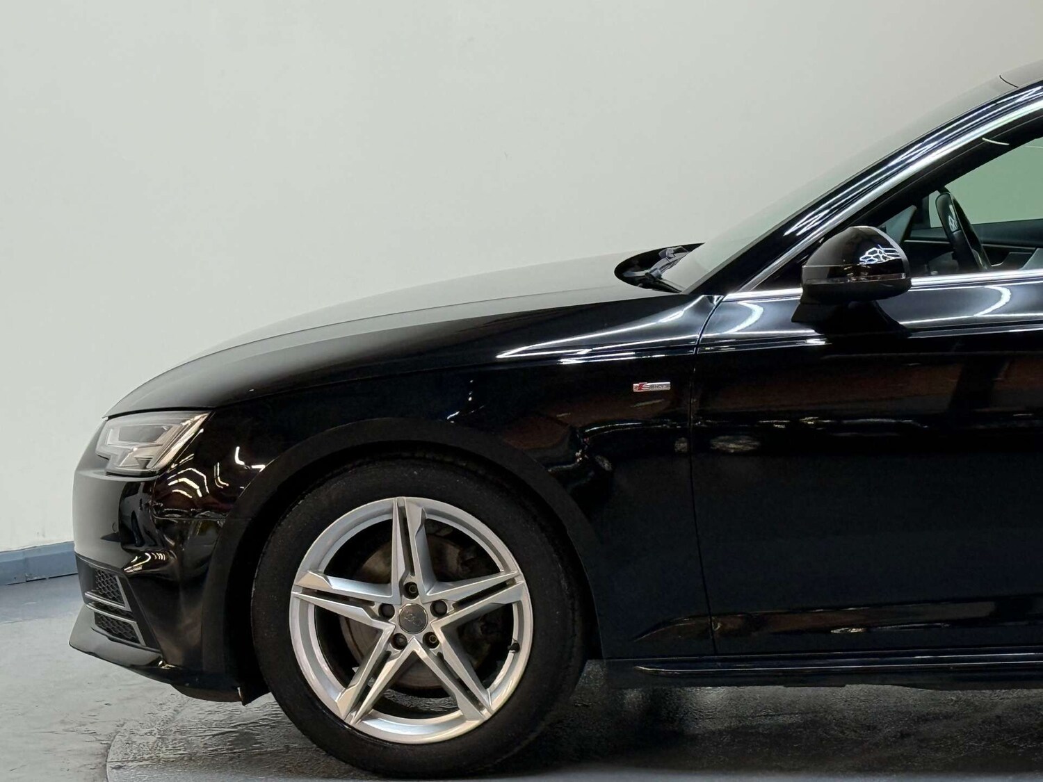 Used Audi A4 2018 for sale - 76601038: Photo 49