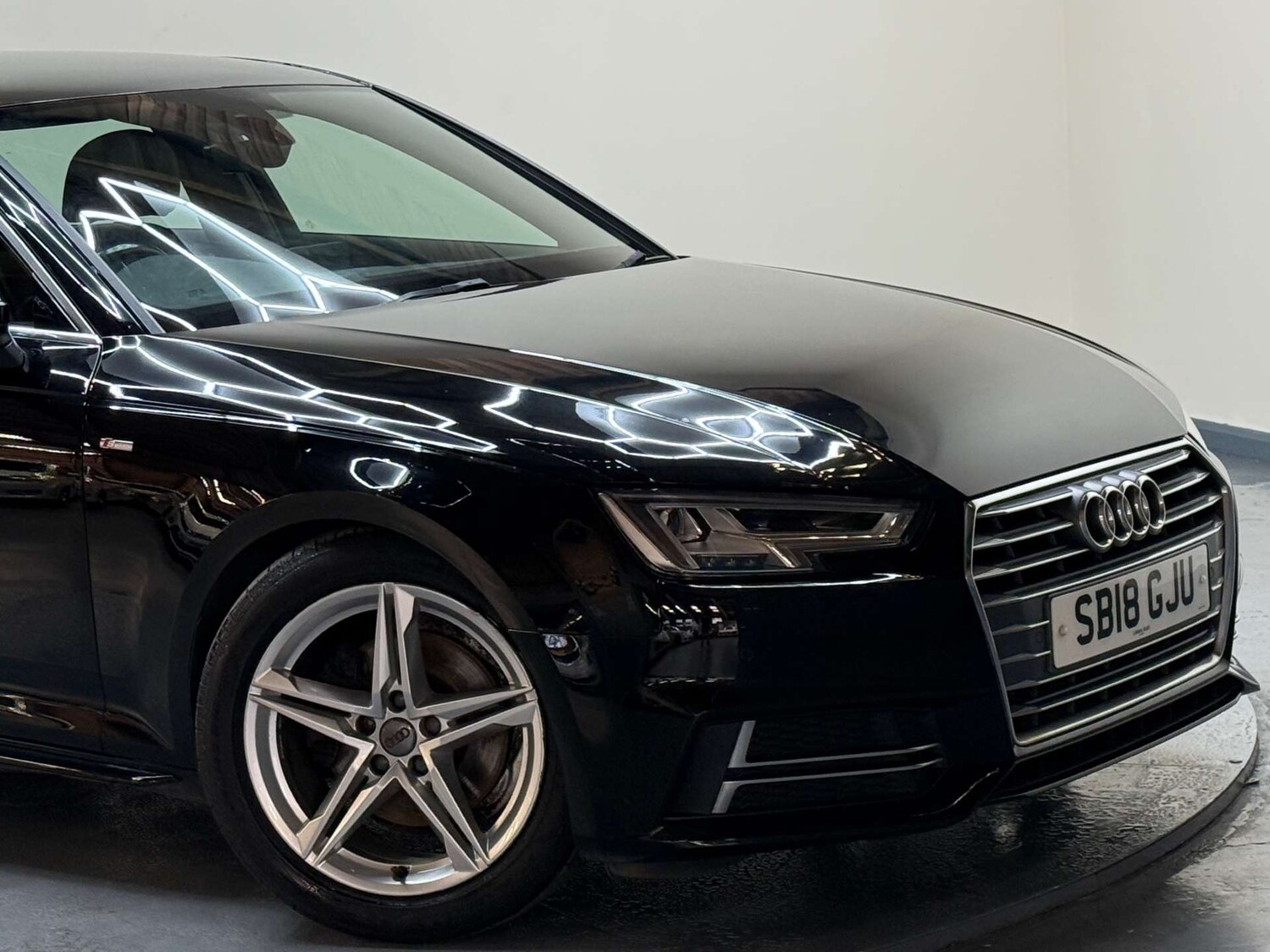 Used Audi A4 2018 for sale - 76601038: Photo 53