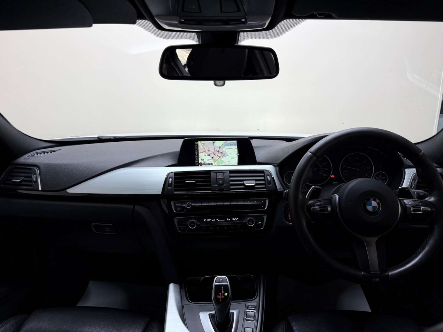 Used BMW 3 Series 2017 for sale - 76363785: Photo 3