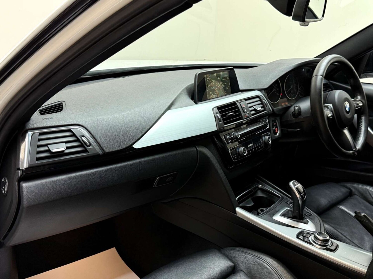 Used BMW 3 Series 2017 for sale - 76363785: Photo 35