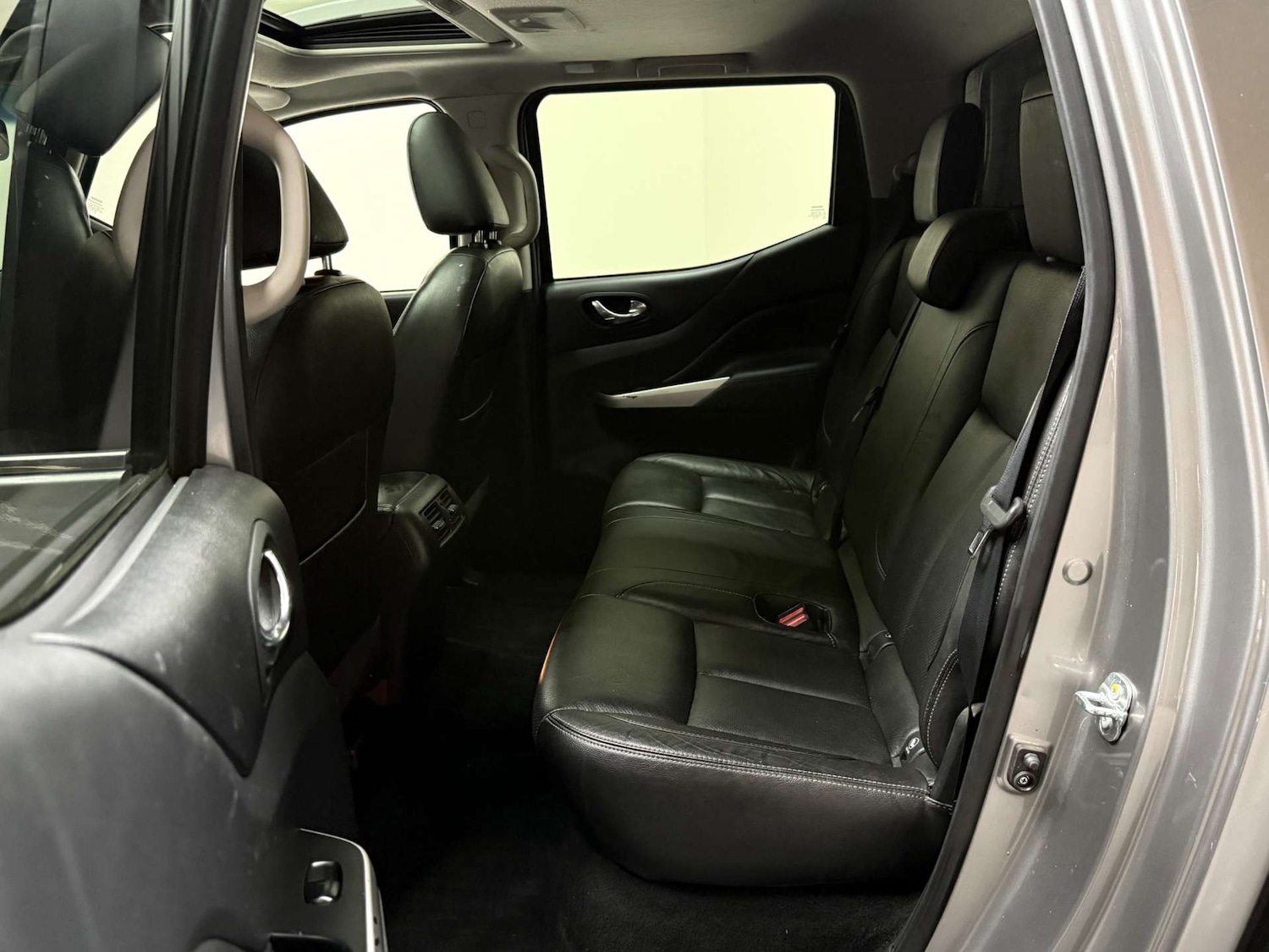 Used Nissan Navara 2016 for sale - 76830166: Photo 35