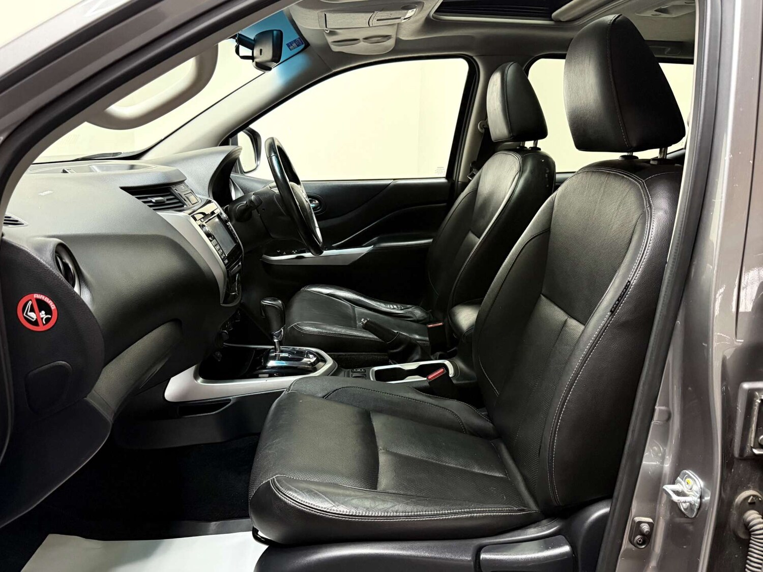 Used Nissan Navara 2016 for sale - 76830166: Photo 62