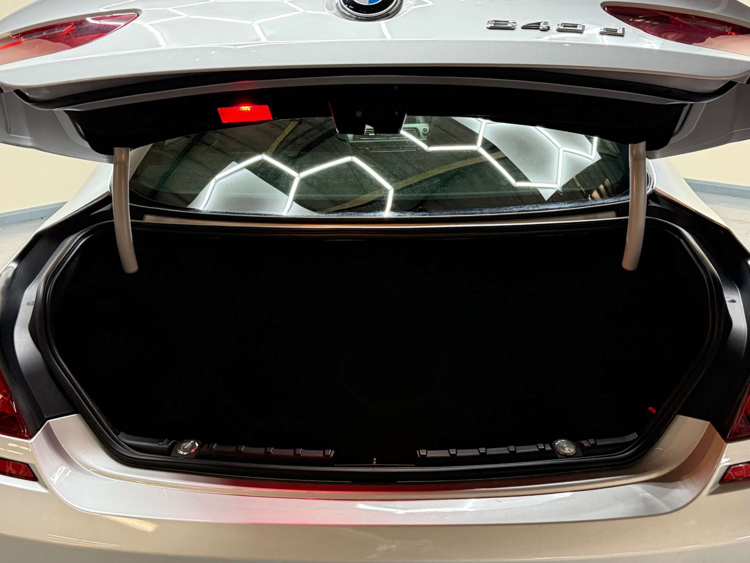 Used BMW 6 Series 2013 for sale - 76600938: Photo 9