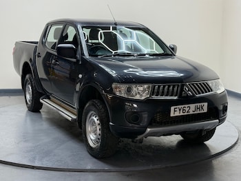 Mitsubishi - L200