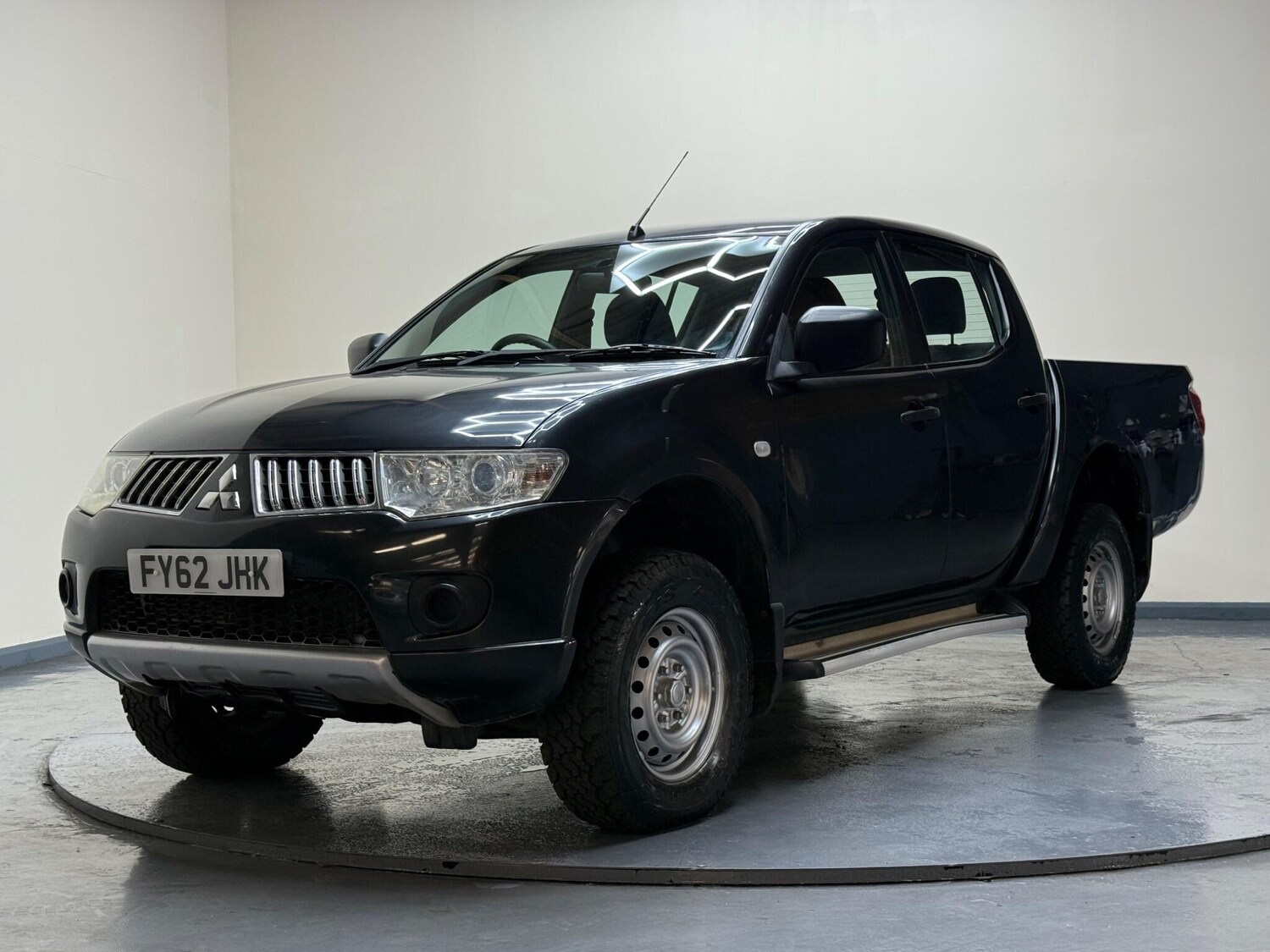 Vehicle 33