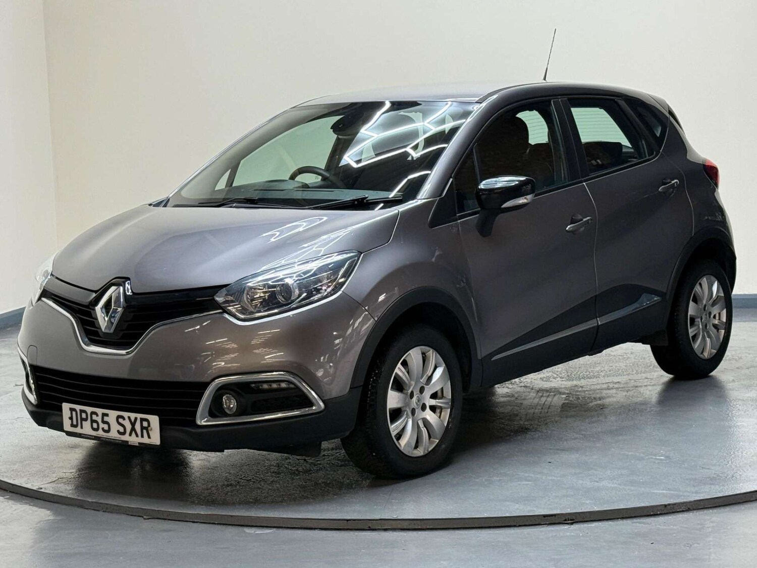 Used Renault Captur 2016 for sale - 76180964: Photo 29