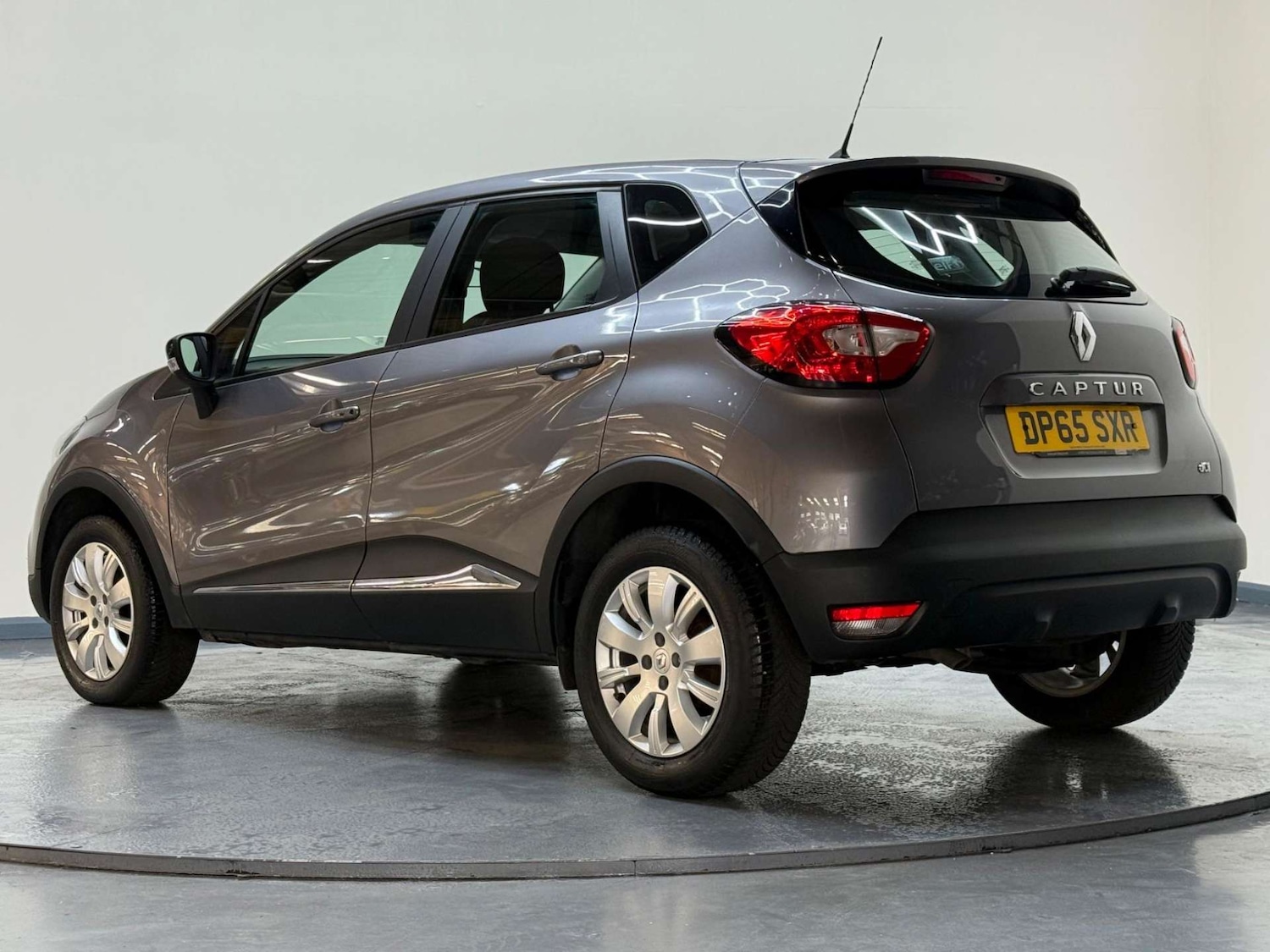 Used Renault Captur 2016 for sale - 76180964: Photo 37