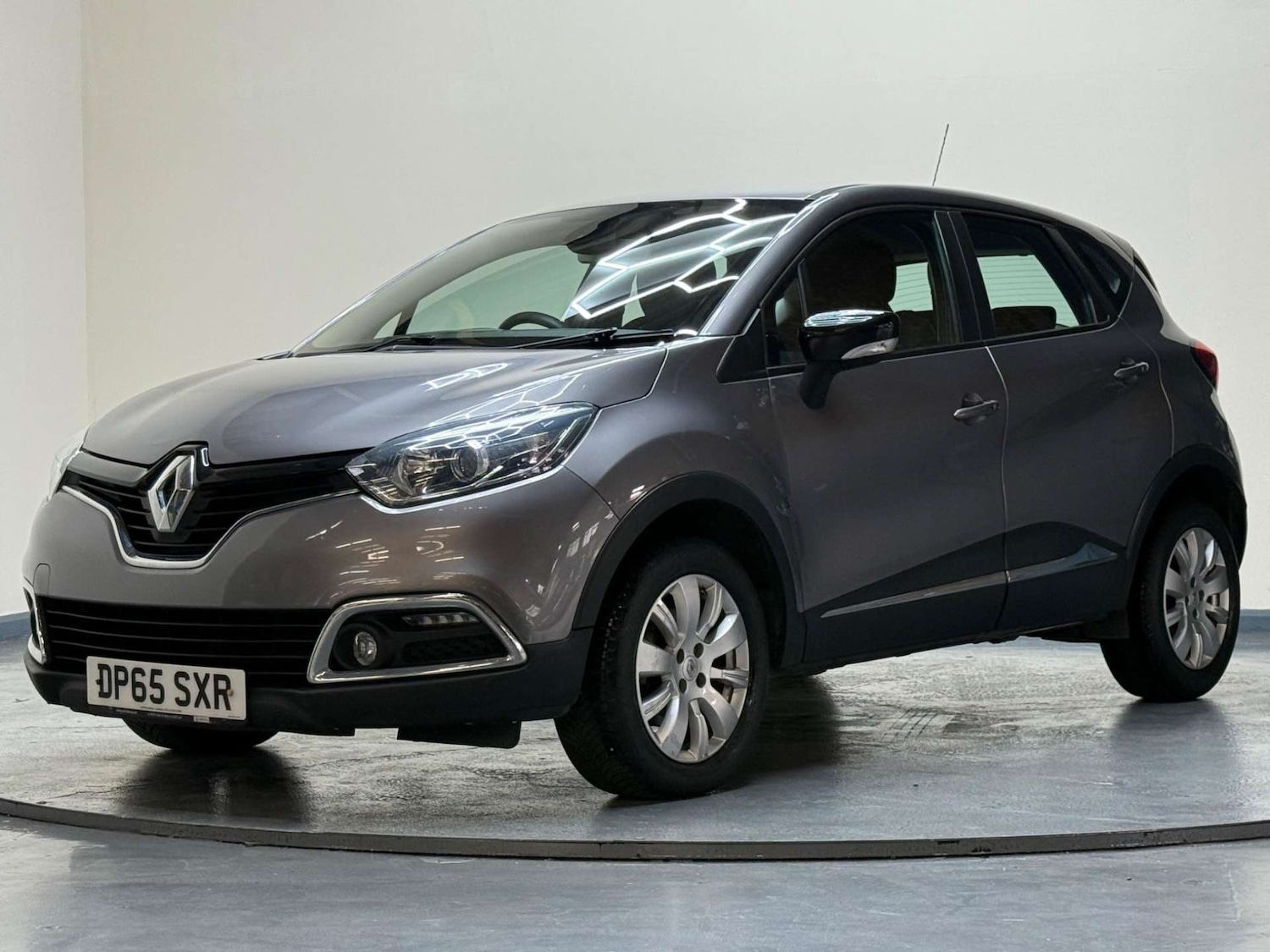 Used Renault Captur 2016 for sale - 76180964: Photo 47