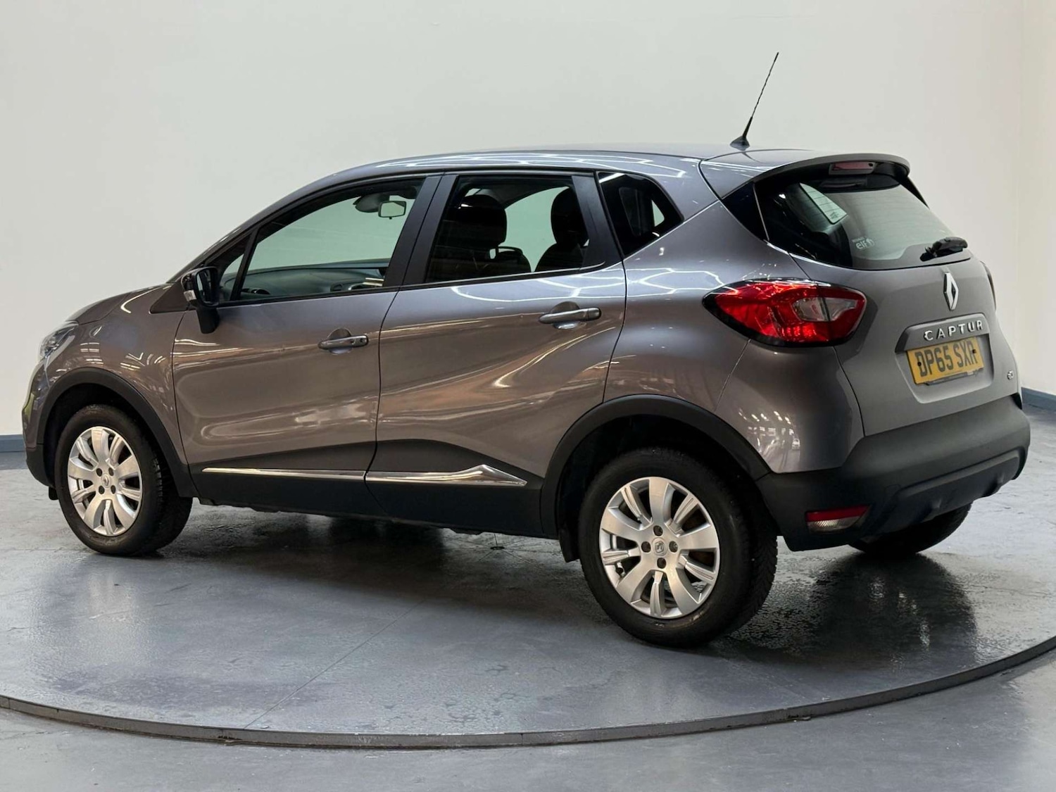 Used Renault Captur 2016 for sale - 76180964: Photo 7