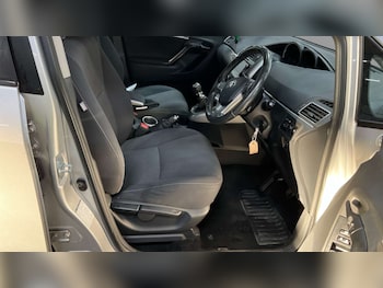 Used Toyota Verso 2015 for sale - 76706759: Photo