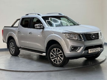Used Nissan Navara 2017 for sale - 77583917: Photo