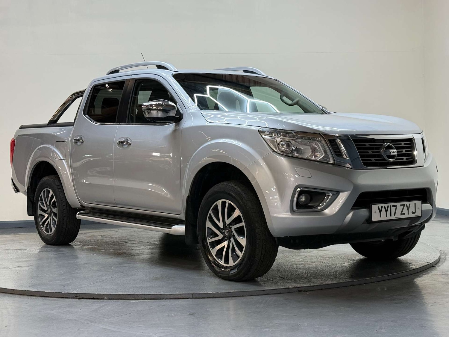 Used Nissan Navara 2017 for sale - 77583917: Photo 38