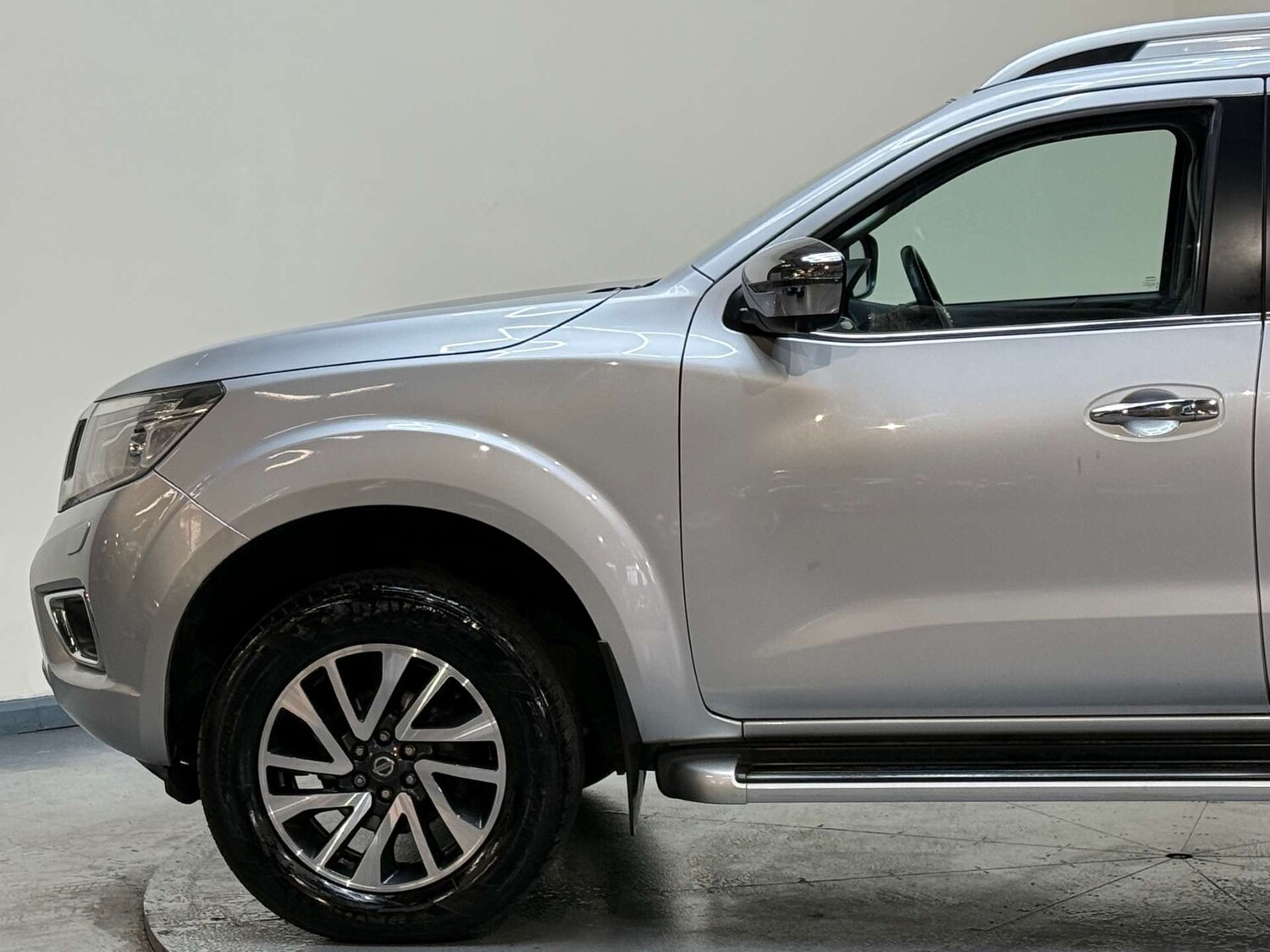 Used Nissan Navara 2017 for sale - 77583917: Photo 44