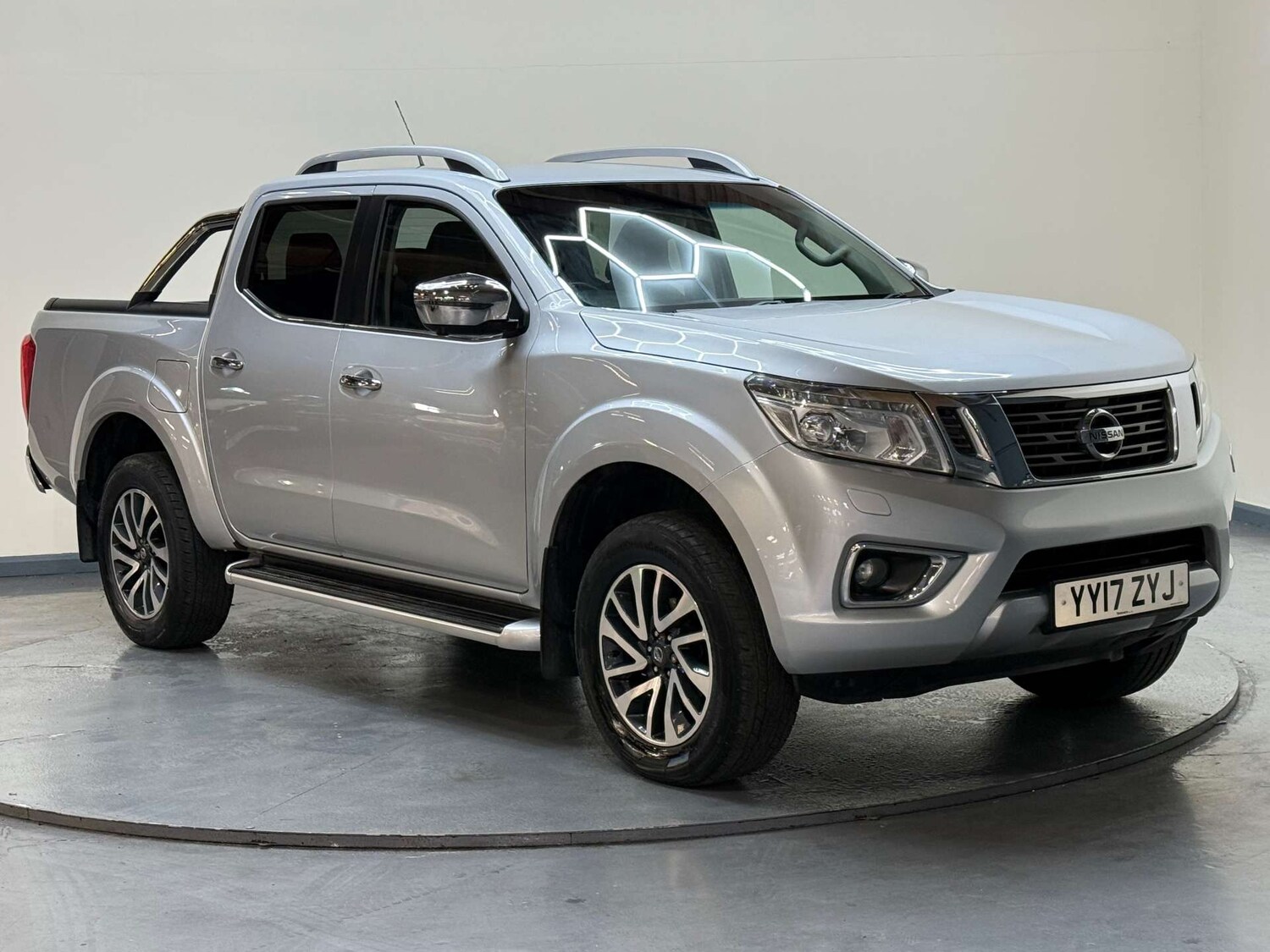 Used Nissan Navara 2017 for sale - 77583917: Photo 89