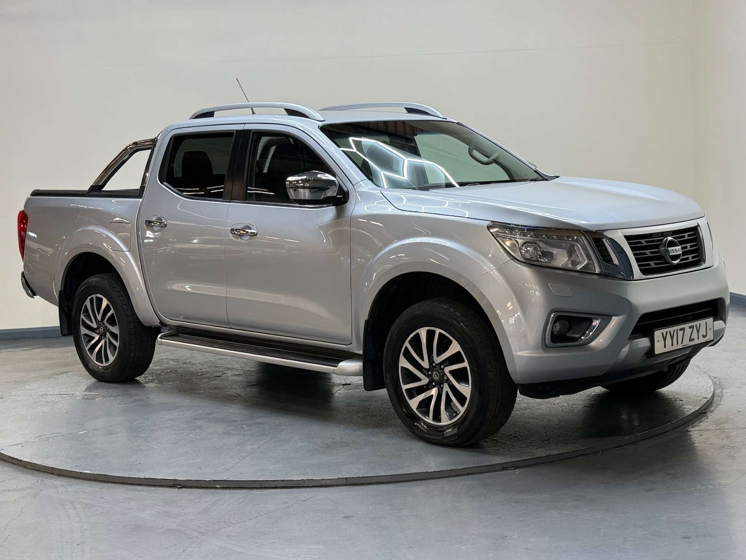 Used Nissan Navara 2017 for sale - 77583917: Photo 93
